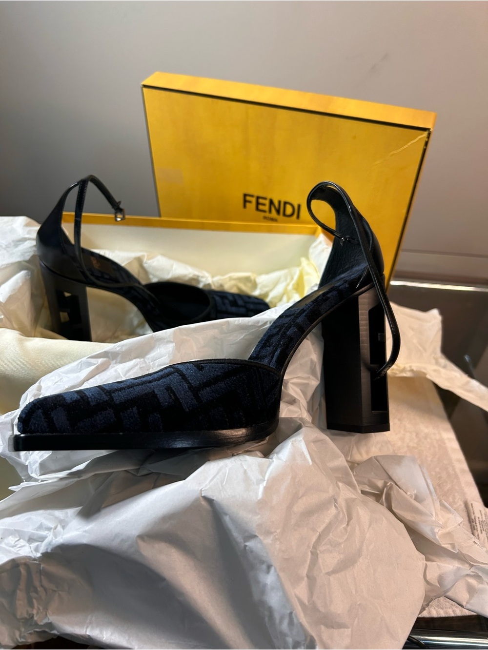 Fendi Black Navy FF Jacquard Slingback Pump Authentic! - Picture 4 of 16